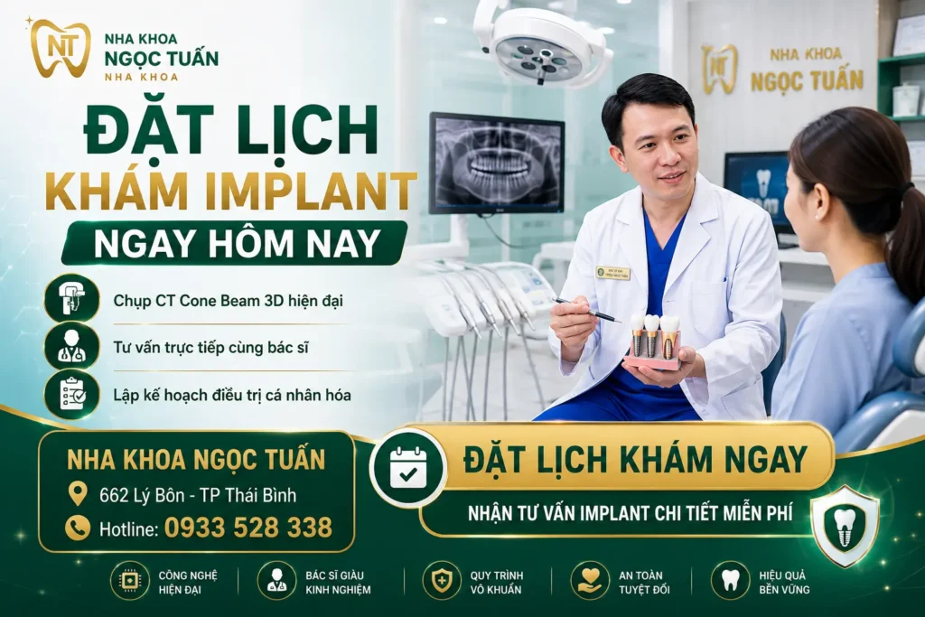 Khách hàng được thăm khám, chụp CT Cone Beam 3D và tư vấn phương án cấy ghép Implant cá nhân hóa với chi phí minh bạch.